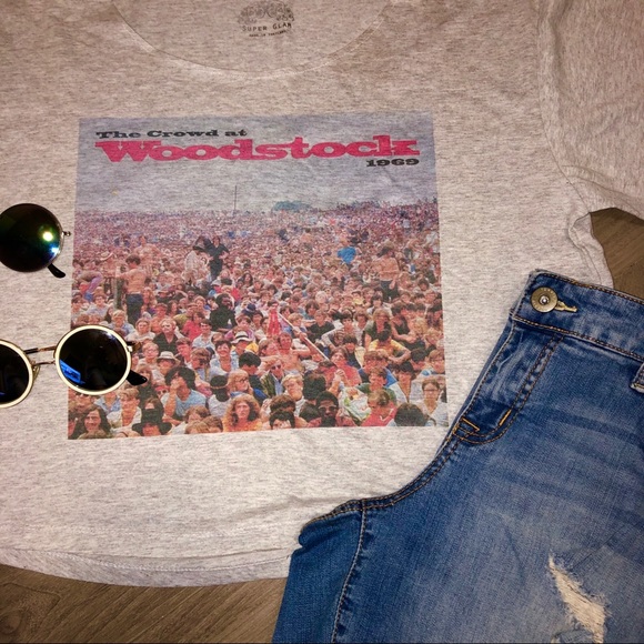 Oversized Woodstock 69’ crop top - Picture 2 of 4